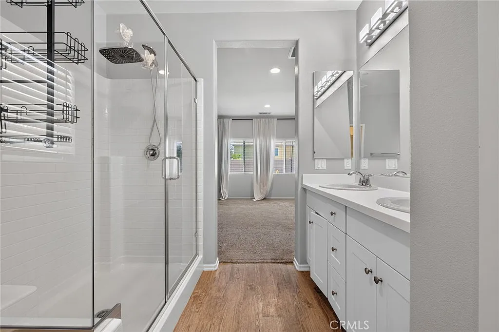 3 bed, 1895 sqft, $3,500 — Photo 4