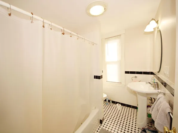 60-62 Bedford St #2, Waltham, MA 02453