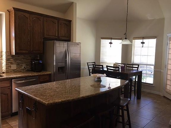 5th image of 1442 Wellesley Dr