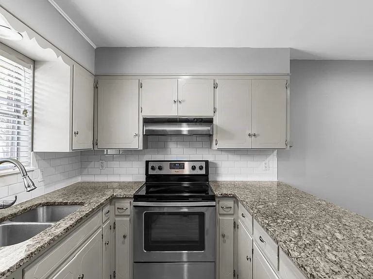 2205 Lanier Dr #B — Photo 5