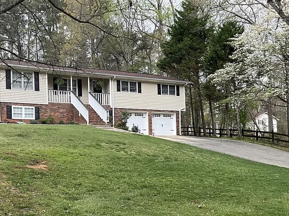 1049 Washington Ave, Woodstock, GA 30188