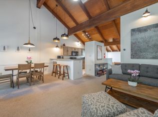 6133 Feather Rdg, Truckee, CA 96161