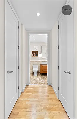 Sold by Triplemint | media 10