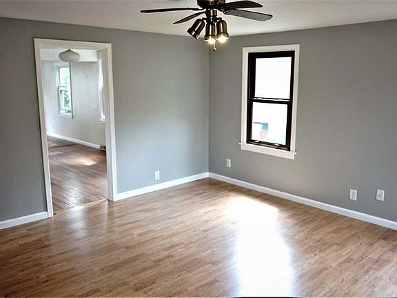4th image of 78 Somerville Ave
