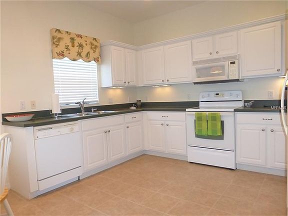 5th image of 233 Verona Dr
