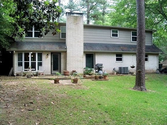 5th image of 2305 Pinecrest Dr