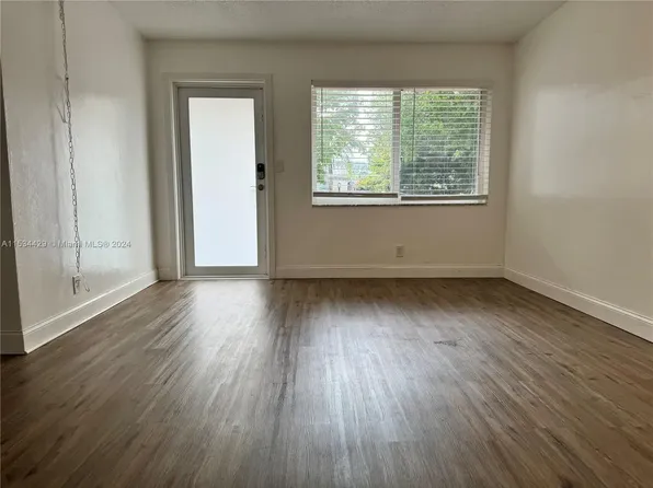 1857 Jefferson St #104, Hollywood, FL 33020