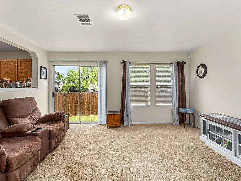12411 Tallow Cir — Photo 24