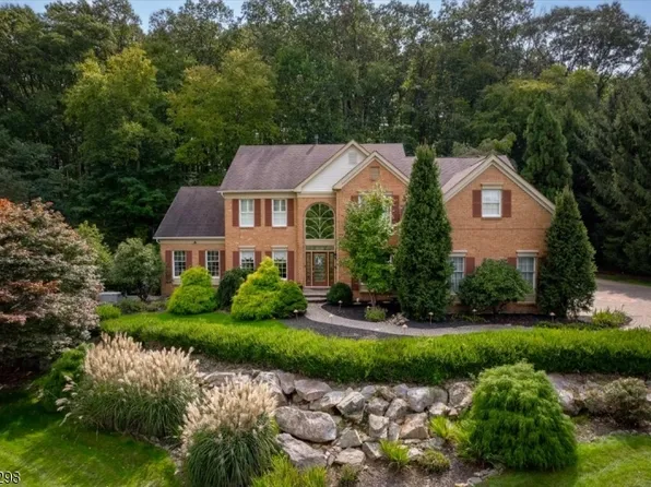 2 Cornish Place, Bethlehem Twp., NJ 08802