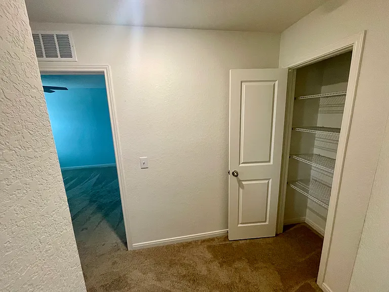 8603 Rock Mdw — Photo 13