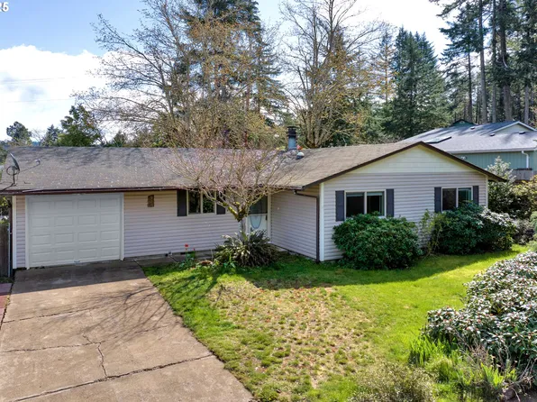 922 S U St, Cottage Grove, OR 97424
