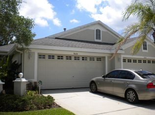 9826 Bridgeton Dr, Tampa, FL 33626