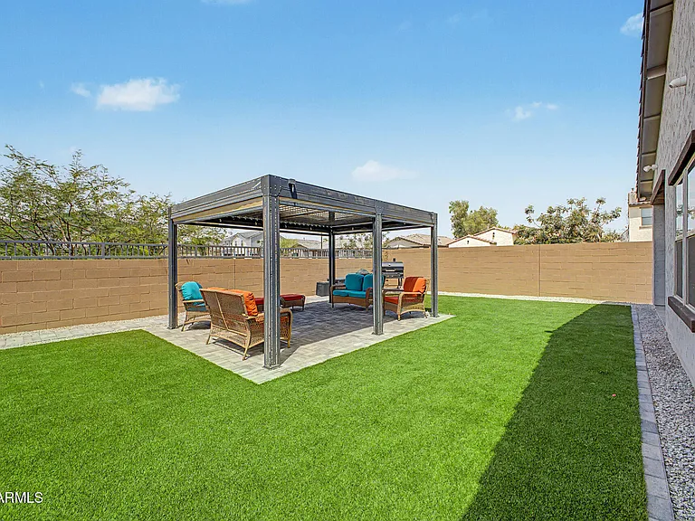 8620 W Hayward Ave — Photo 36
