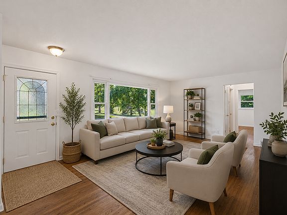 3rd image of 2406 Ericon Dr