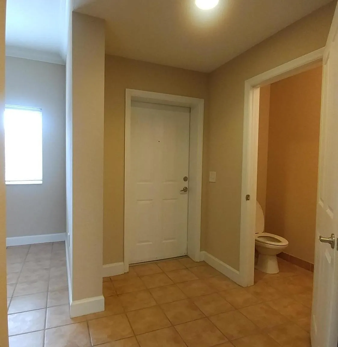 2 bed, 2.5 bath, 1159 sqft, $1,595 — Photo 4