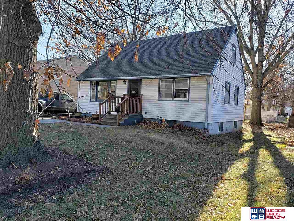 1st image of 4111 Pioneers Blvd