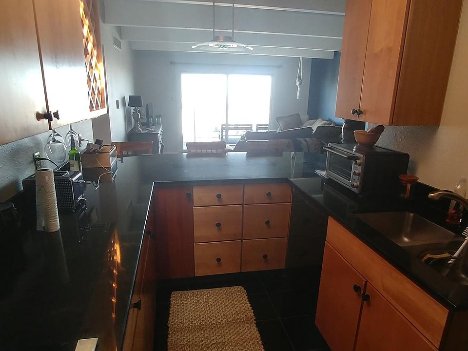 1st image of 1433 N Williams St #Penthouse 7