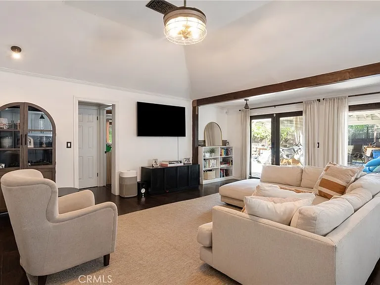 3791 Multiview Dr — Photo 8