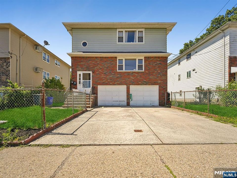 1st image of 436 Sylvan St