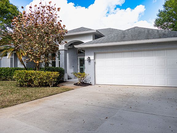 3rd image of 7685 SE Pleasant Ridge Court