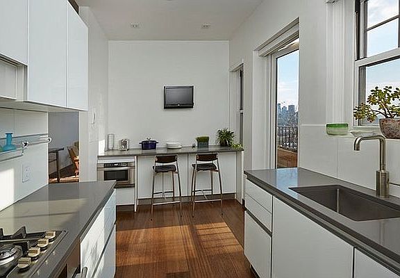5th image of 2 Horatio St Ph A