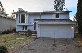 4024 E 34th Ave — Photo 1