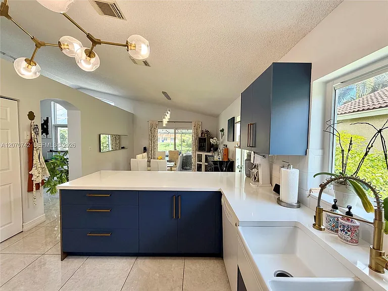 415 NW 165th Ave — Photo 15