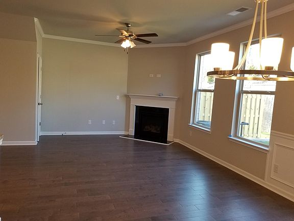 5th image of 2992 Cherry Laurel Ln
