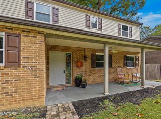 10012 Pitch Pine Dr, Powell, TN 37849