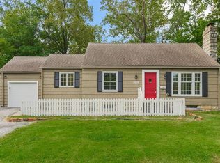 7901 W 61st St, Overland Park, KS 66202