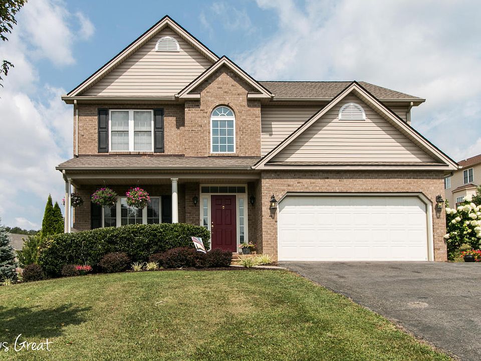 1st image of 2710 Golden Ivy Dr