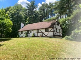 8 Nissen Ln, West Hurley, NY 12491