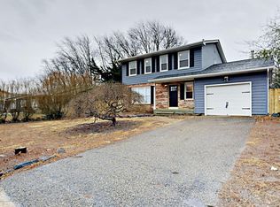 20 Carver St, Bayville, NJ 08721