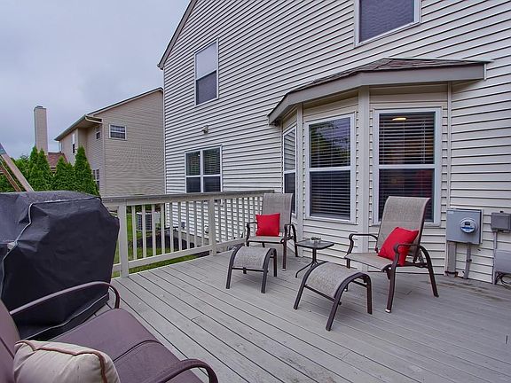 4th image of 1606 Cottonwood Dr