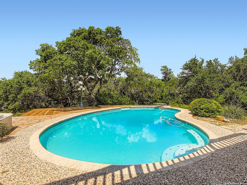 はる 9118 Fox Briar, Boerne, TX 78006 | Zillow