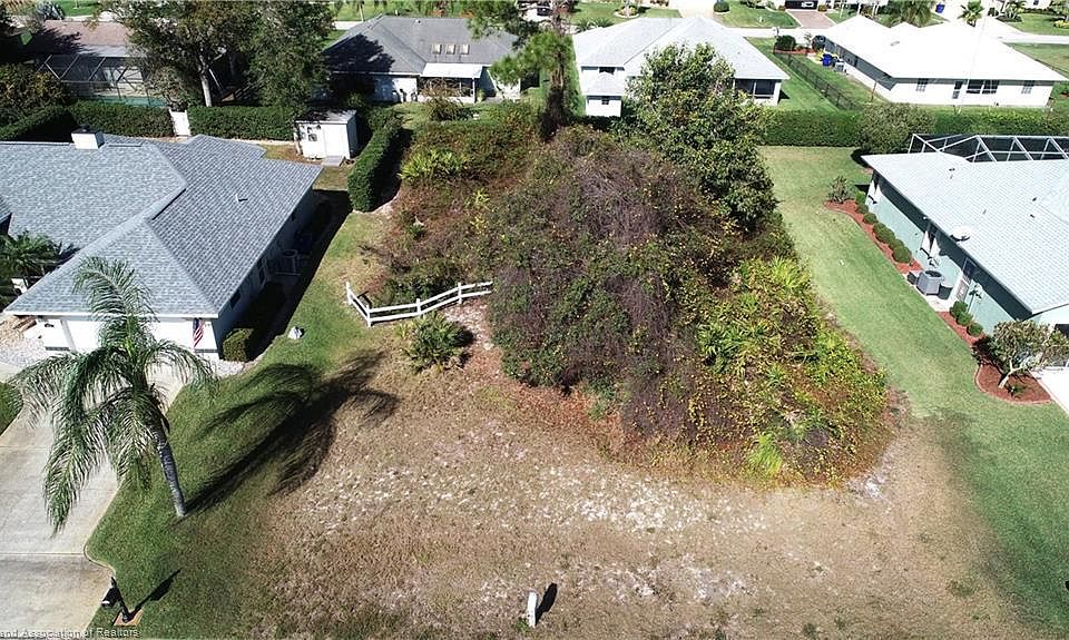 1st image of 510 Maravilla Ave