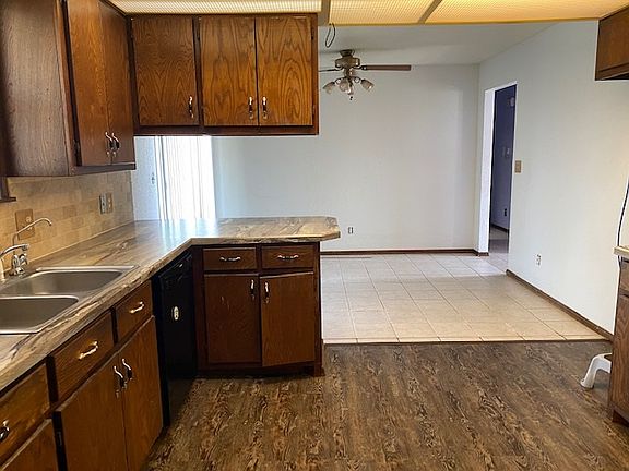 5th image of 5813 Red Rock Cir