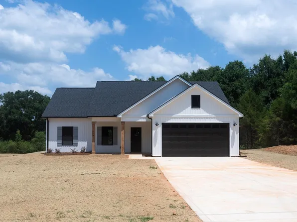 486 Hellams Rd, Gray Court, SC 29645