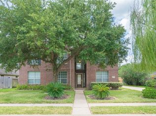 8625 Orchard View Ln, Pearland, TX 77584