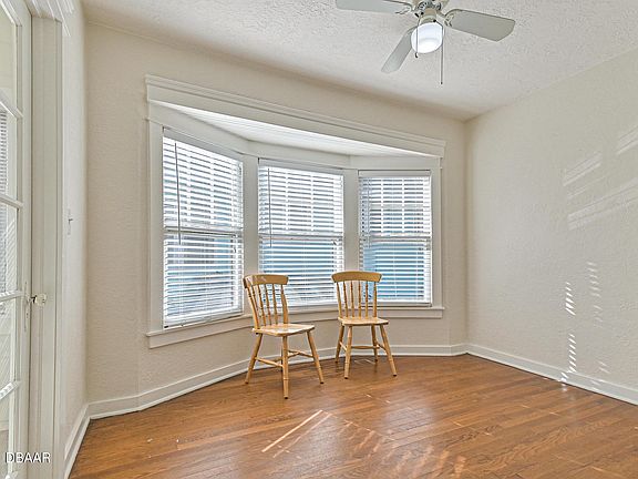 5th image of 225 N Hollywood Ave