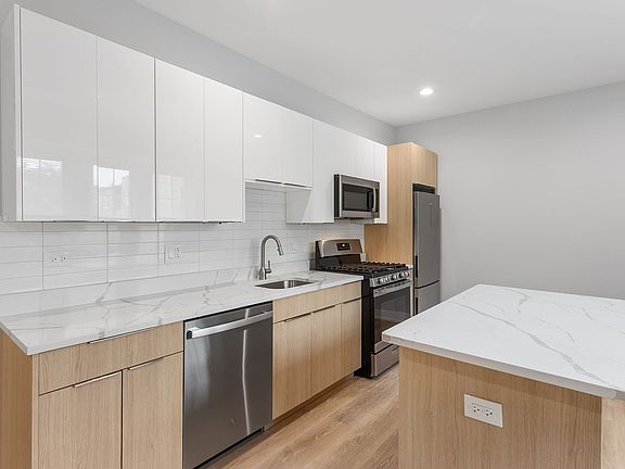 5th image of 1902 W Morse Ave #69602