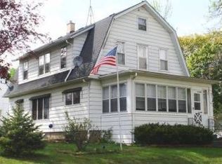 99 Robert St, Fort Atkinson, WI 53538