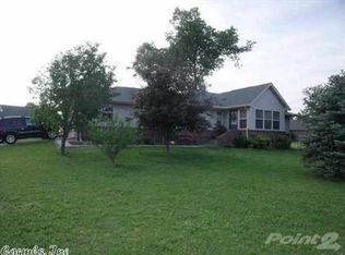 462 Muscadine St, Gassville, AR 72635