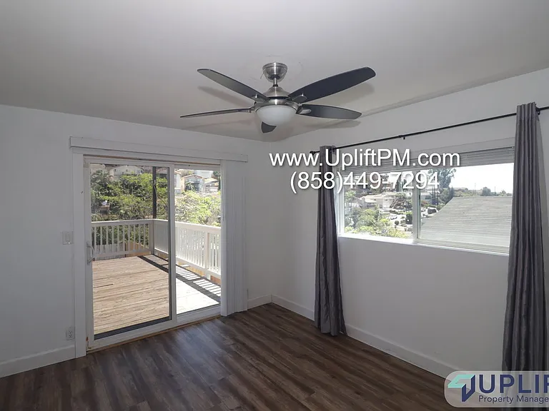 1225 Capistrano Ave #A — Photo 40