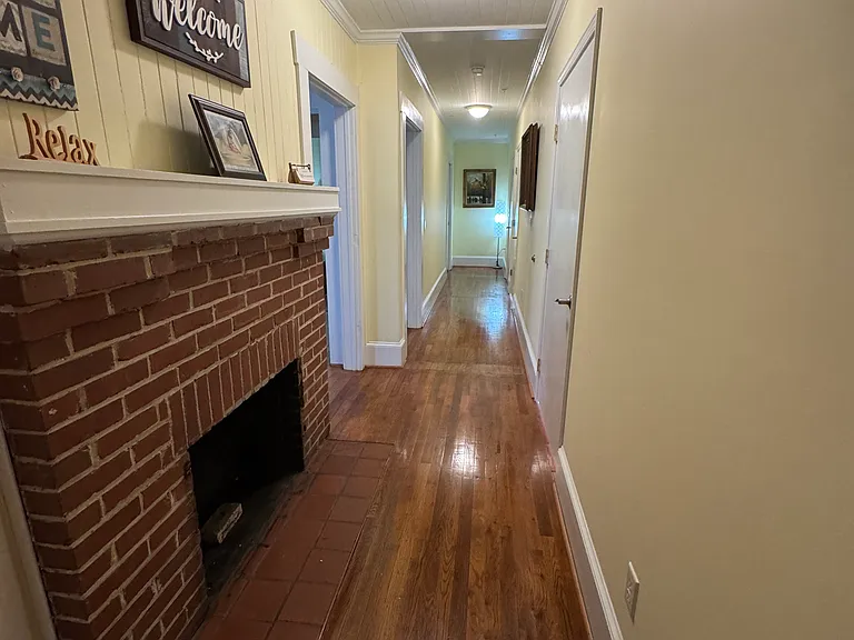 212 College Ave S — Photo 7