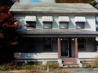 320 W Aaron Sq, Aaronsburg, PA 16820