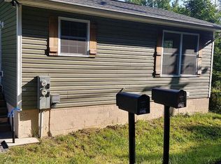 1118 Narrow Ln, Johnson City, TN 37604