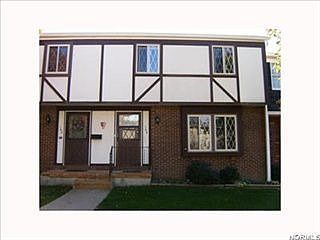 5th image of 165 Ault St