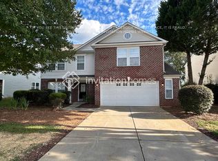 109 Farm Springs Dr, Mount Holly, NC 28120