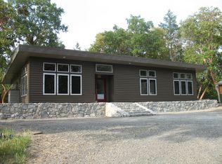 144 Kanaka Flats Rd, Jacksonville, OR 97530